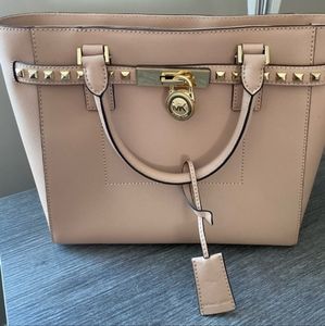 Michael Kors Hamilton Traveller Studded Leather Tote Bag Bag LG